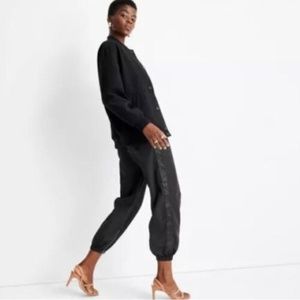 Future Collection women’s jogger pants